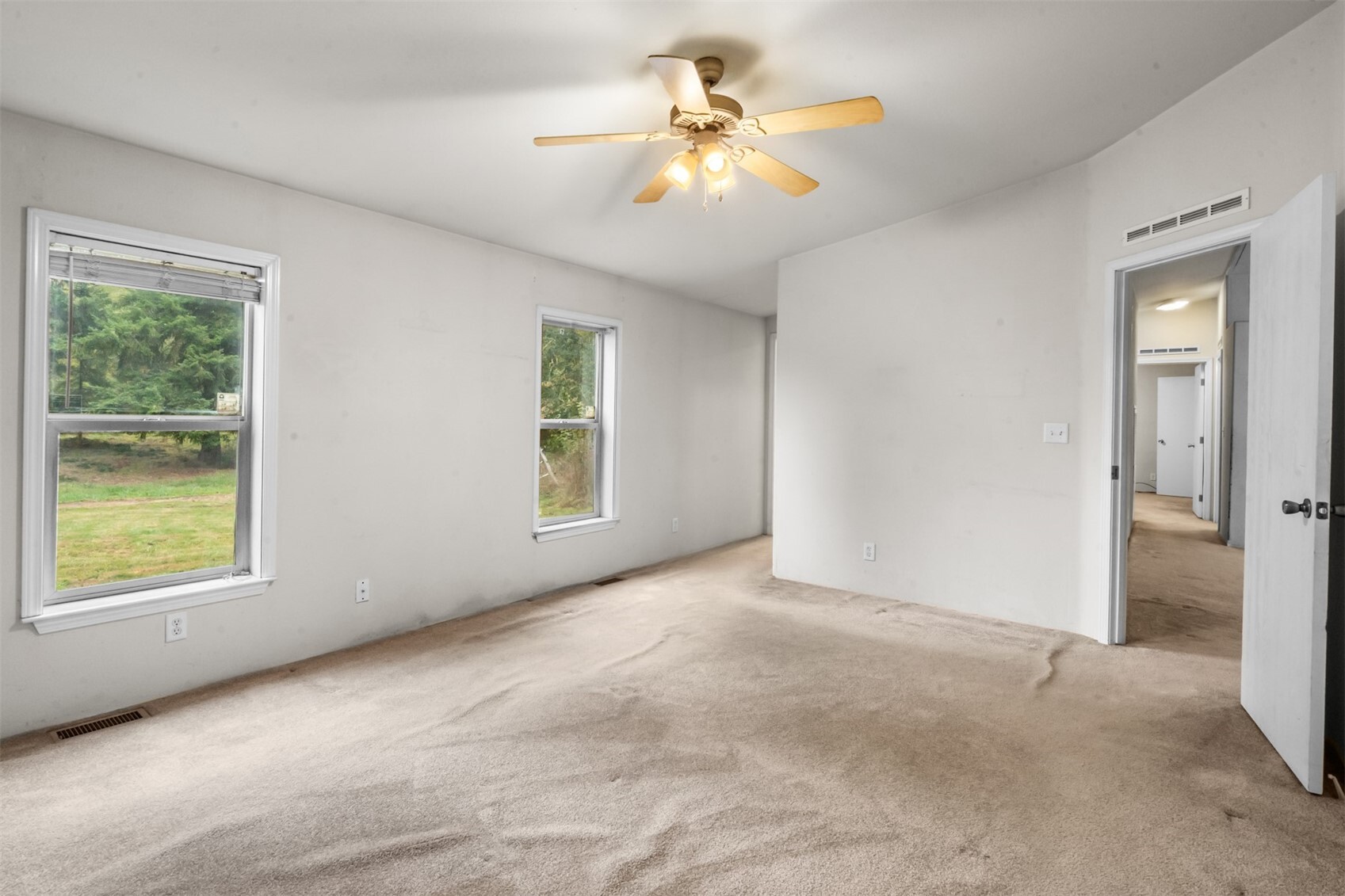 927 N Tipsoo Loop Property Photo 22
