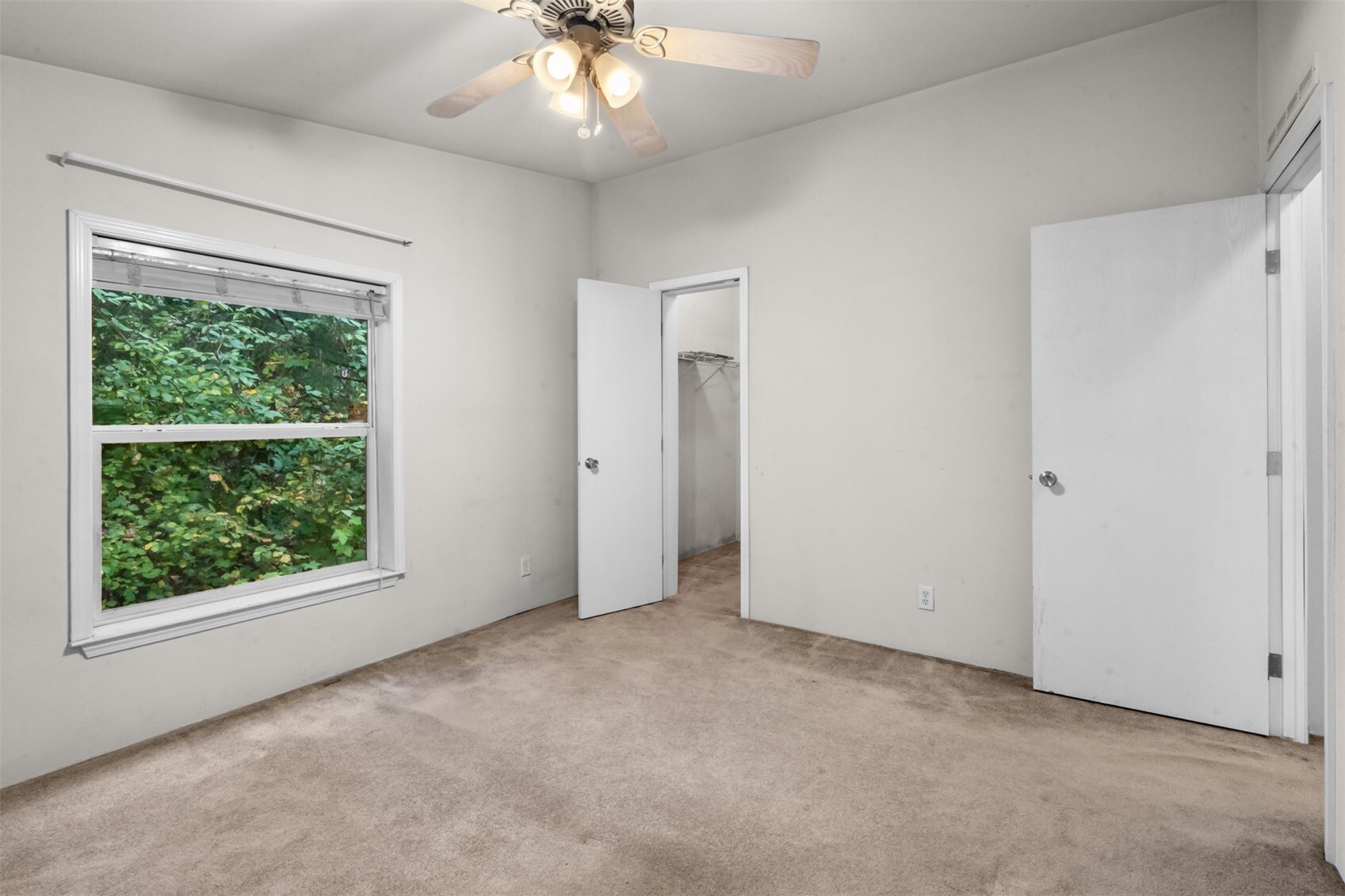 927 N Tipsoo Loop Property Photo 27