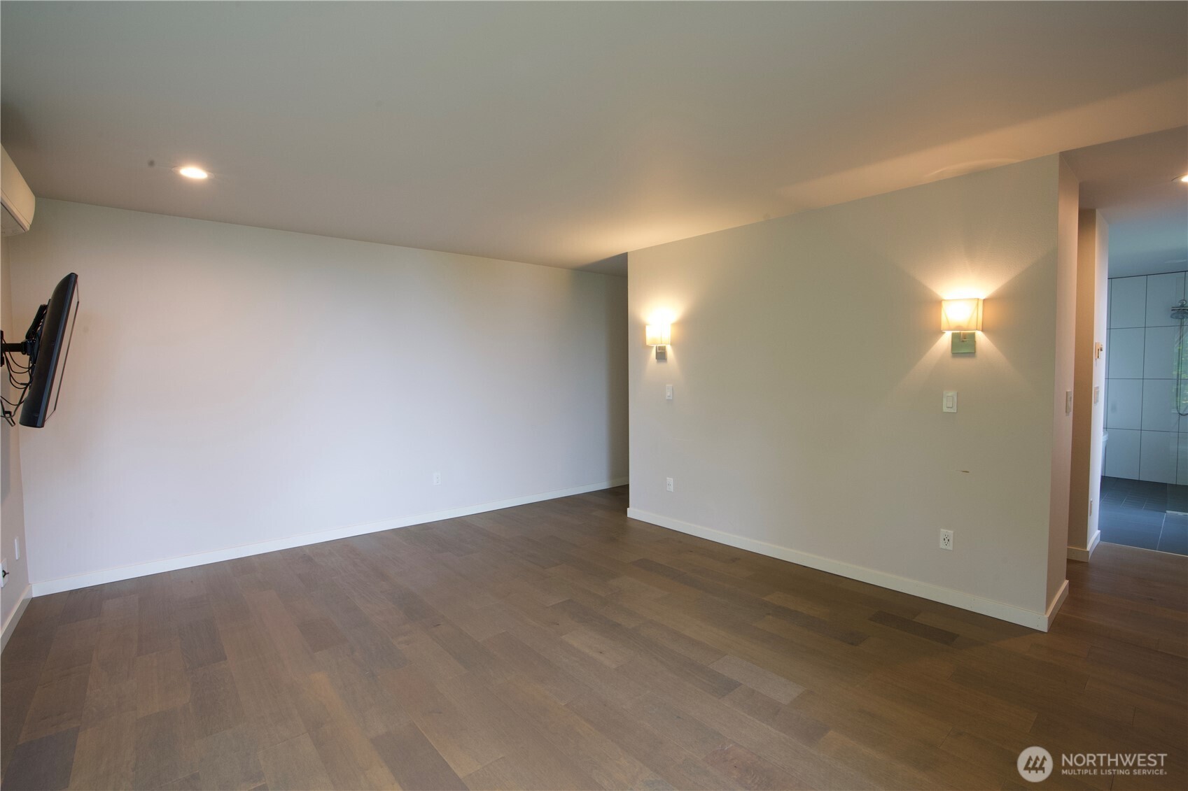 9109 Cyrus Avenue Property Photo 13