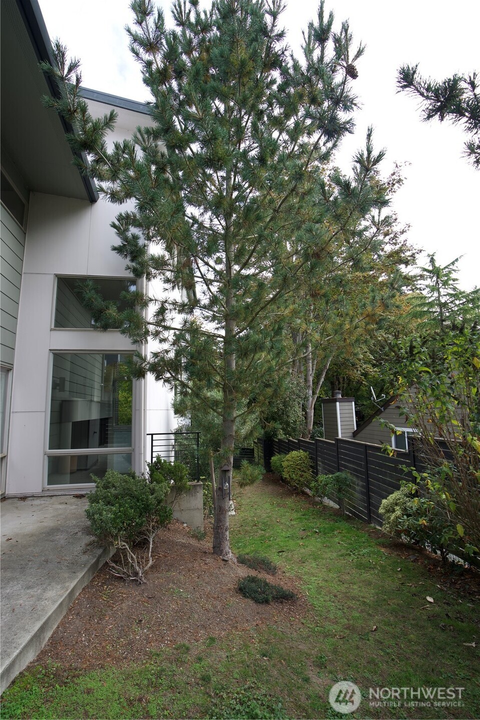 9109 Cyrus Avenue Property Photo 27