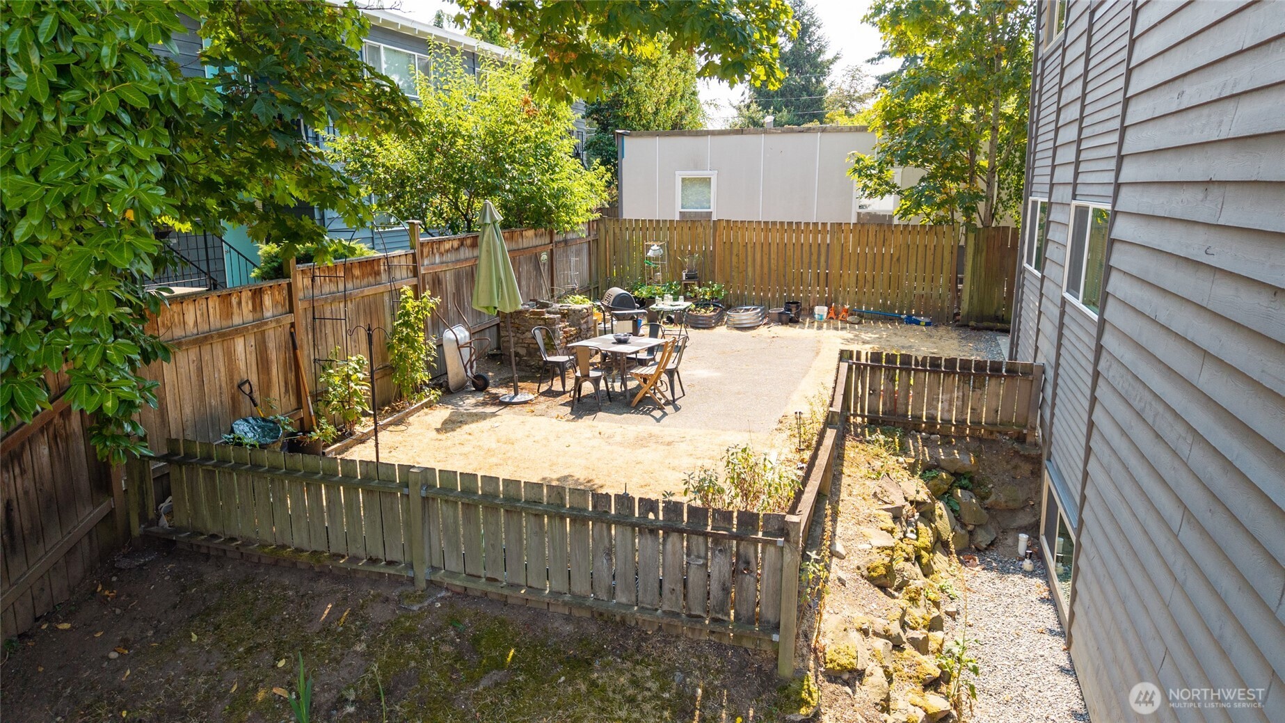 2108 Ne 85th Street Property Photo 6