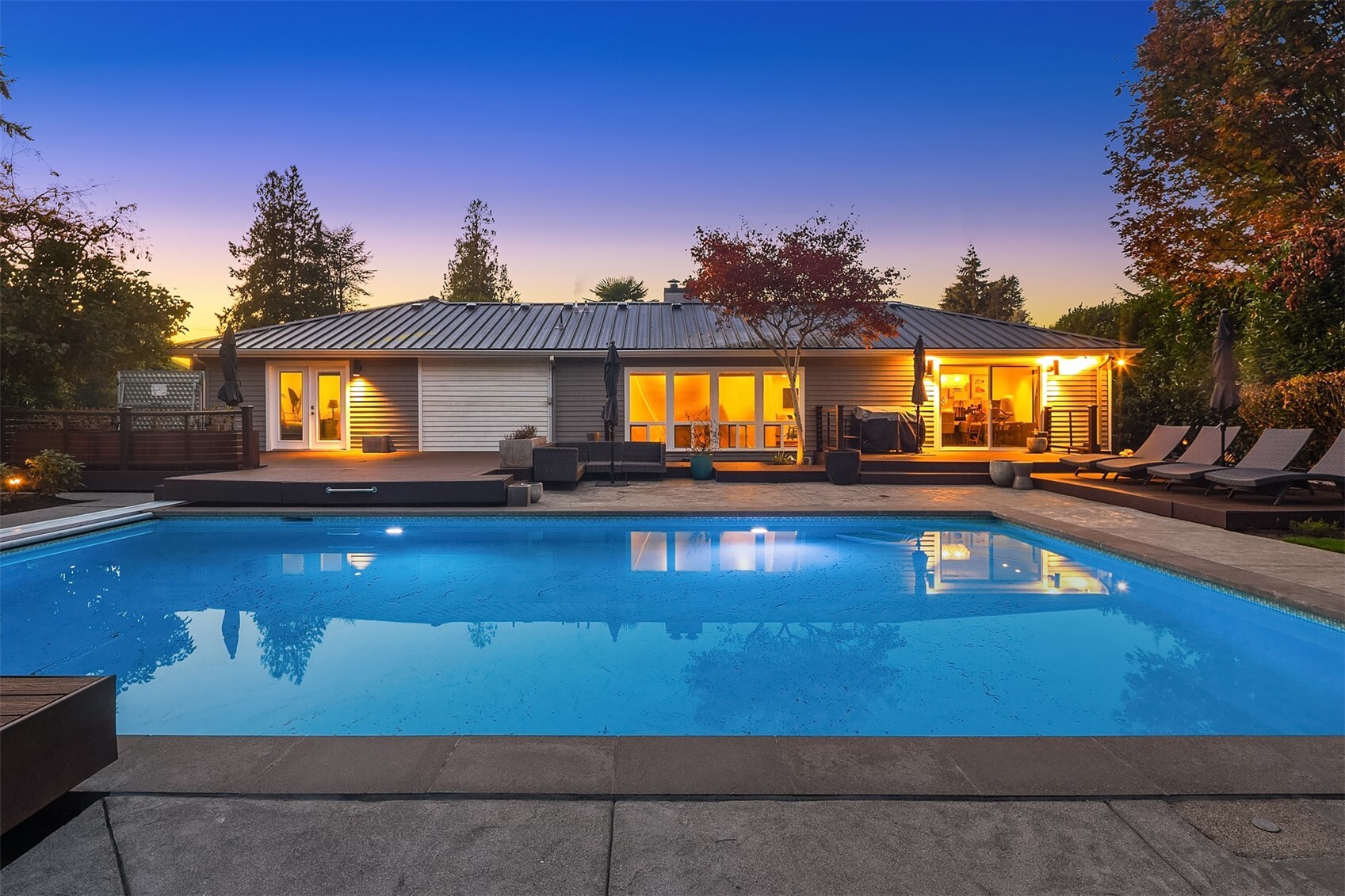 8712 Talbot Road Property Photo 4