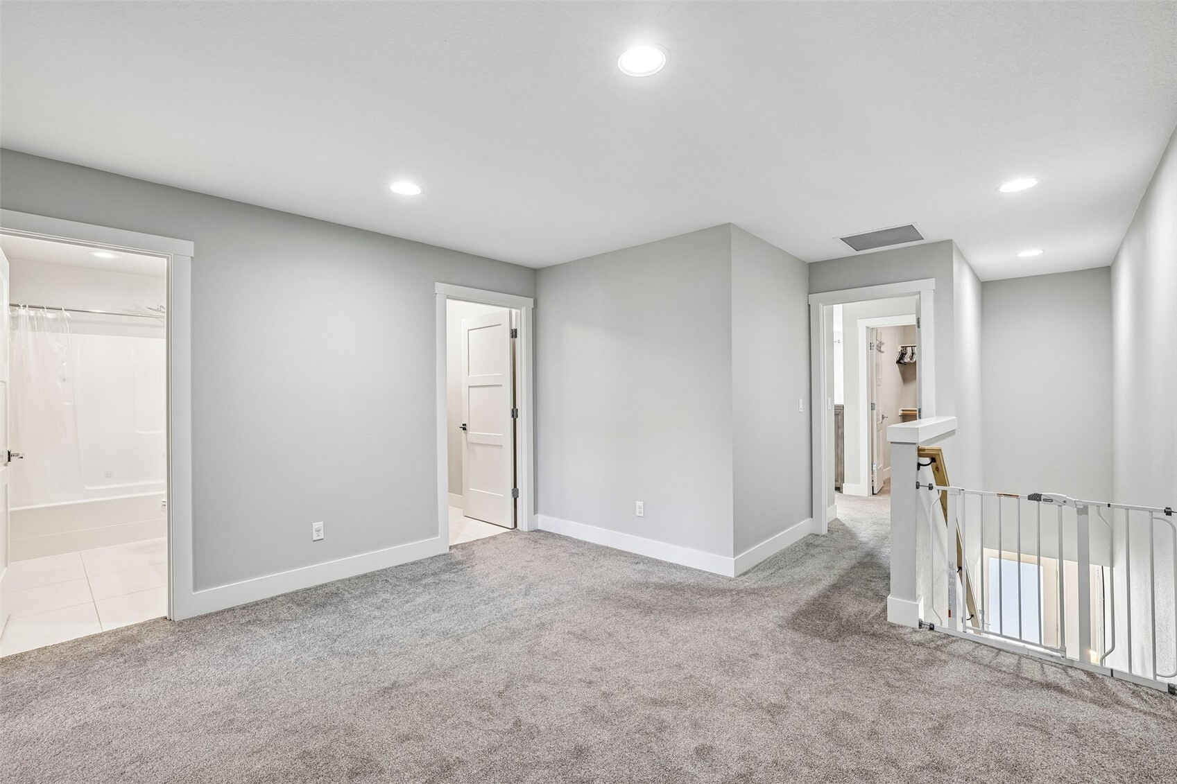 11927 Ne 109th Way Property Photo 16