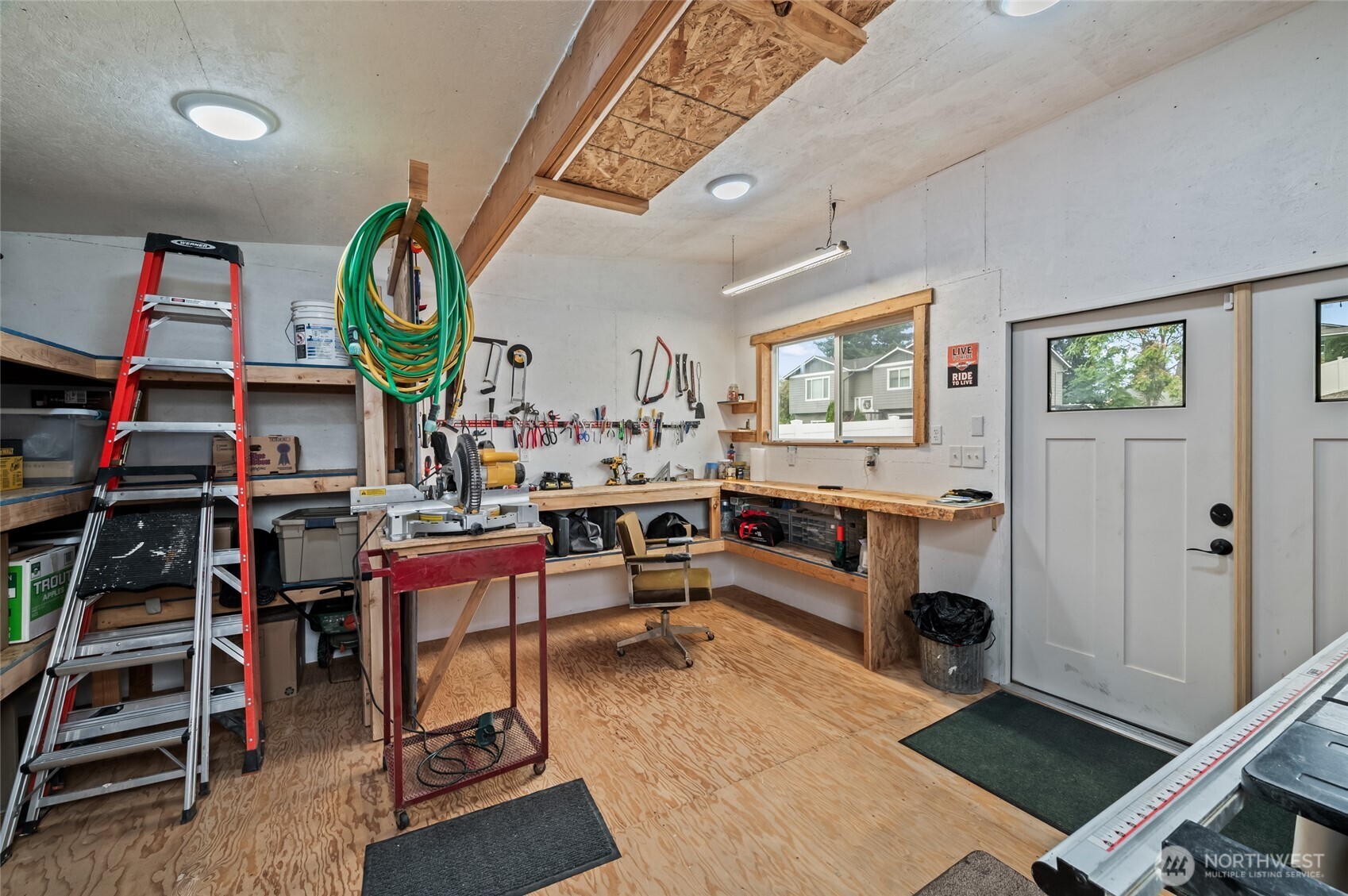 525 S Iowa Avenue Property Photo 31