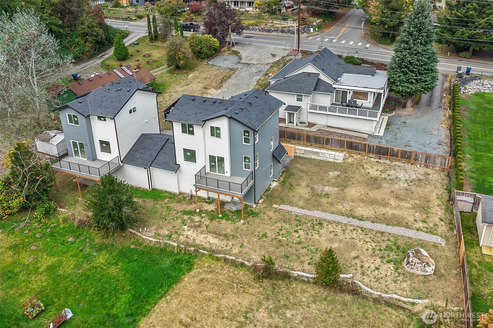 11702 20th Street Property Photo 10