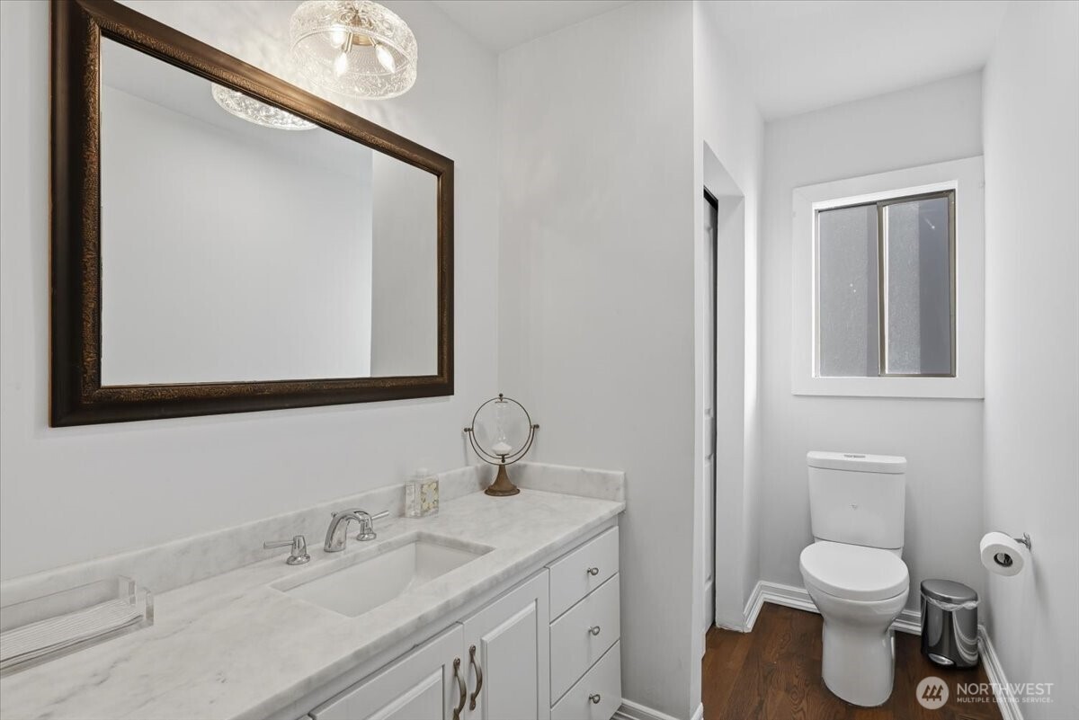 11545 Holmes Point Drive Property Photo 15