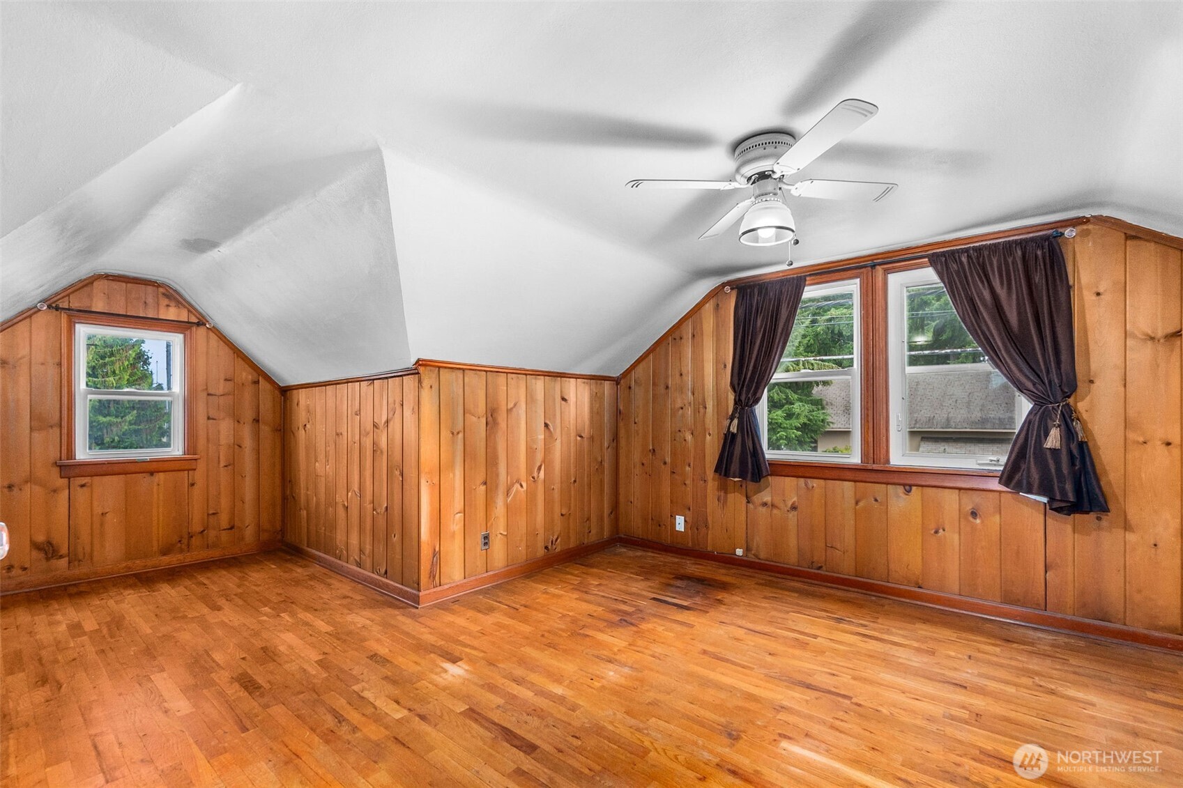 5002 6th Avenue Property Photo 21