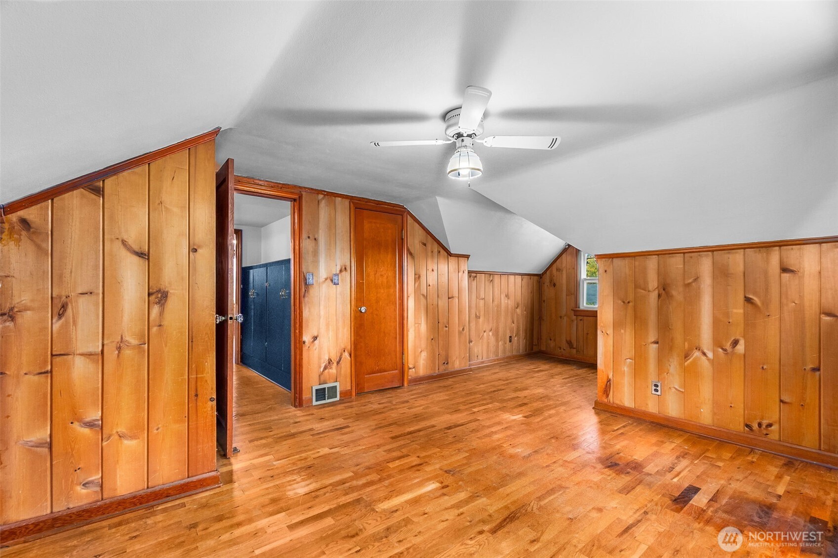 5002 6th Avenue Property Photo 22
