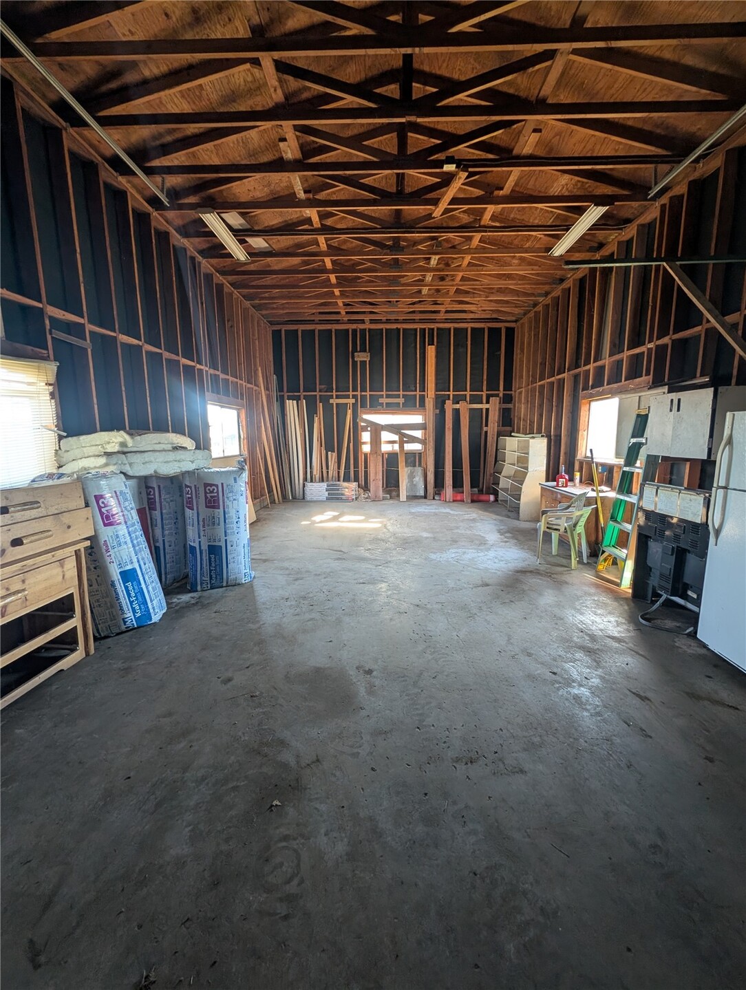 1505 W Market Street Property Photo 8