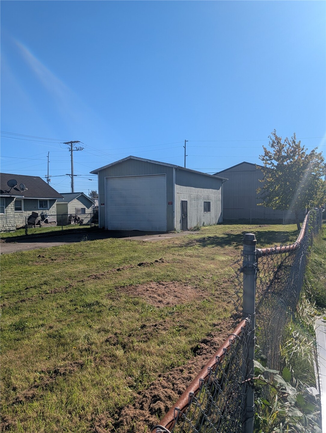 1505 W Market Street Property Photo 15