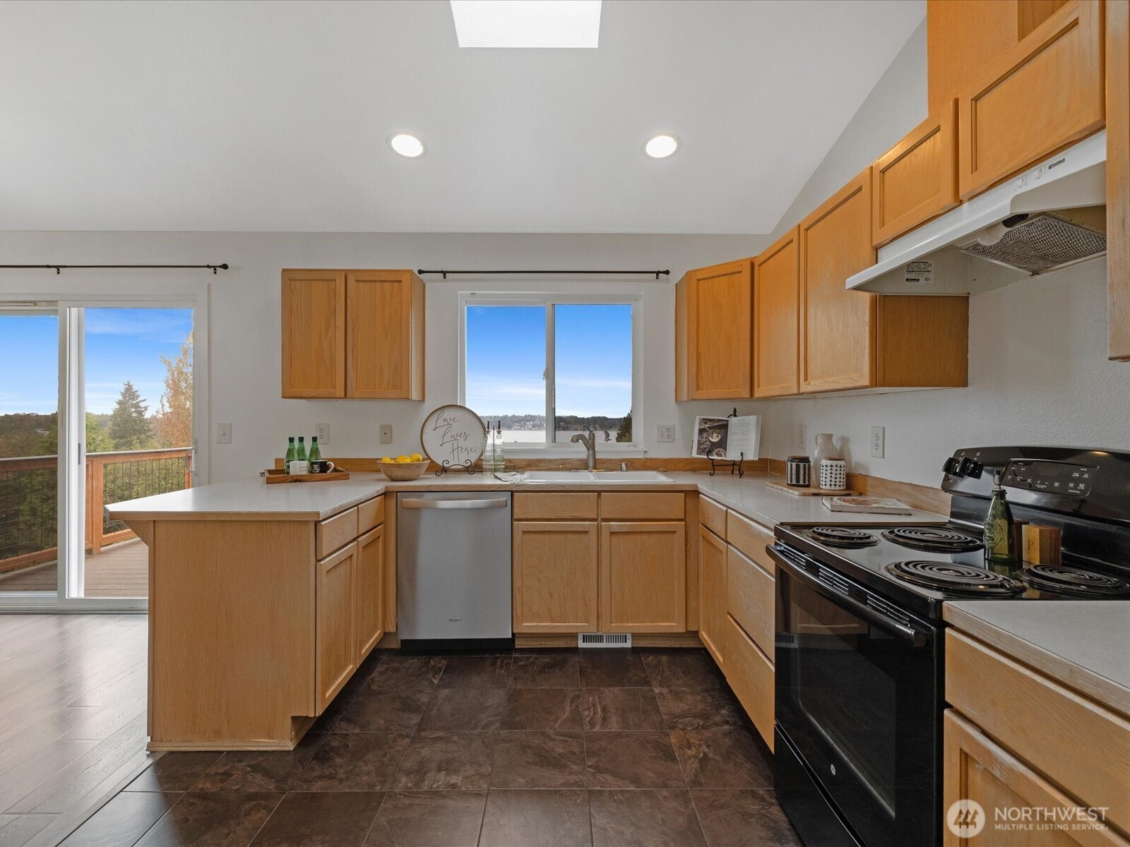 11131 15th Place Property Photo 10