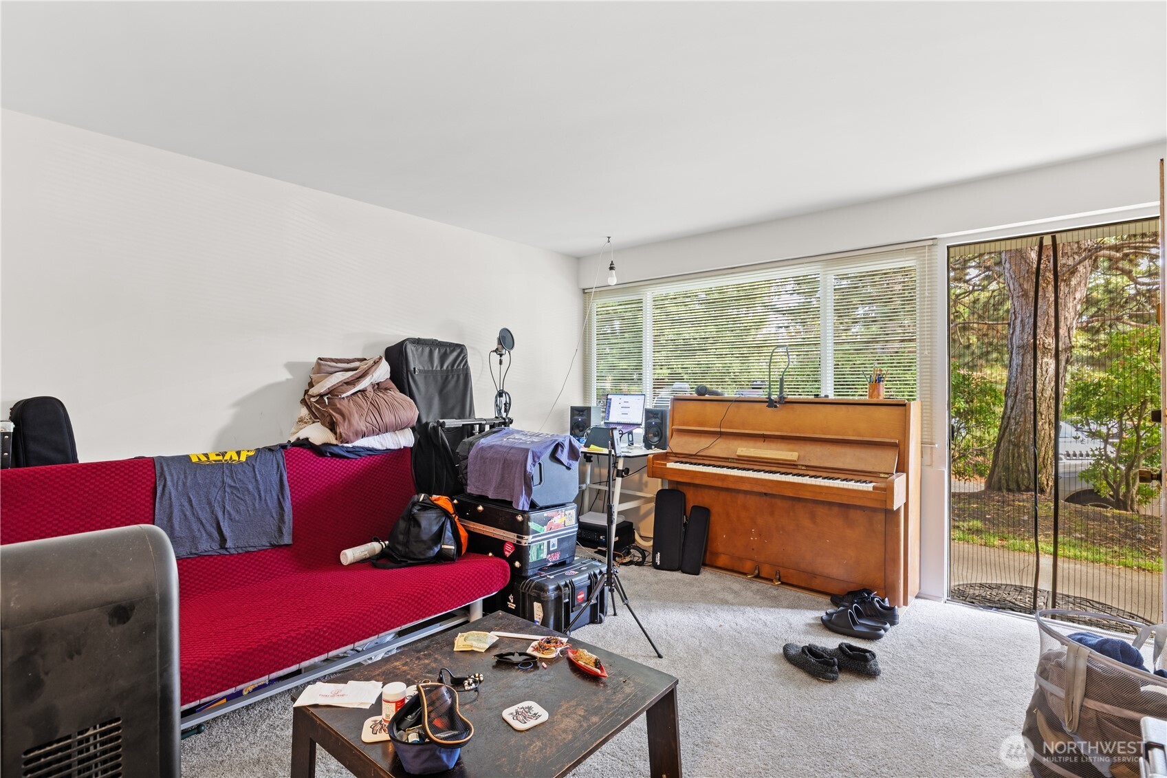 2600 Thorndyke Avenue Property Photo 15