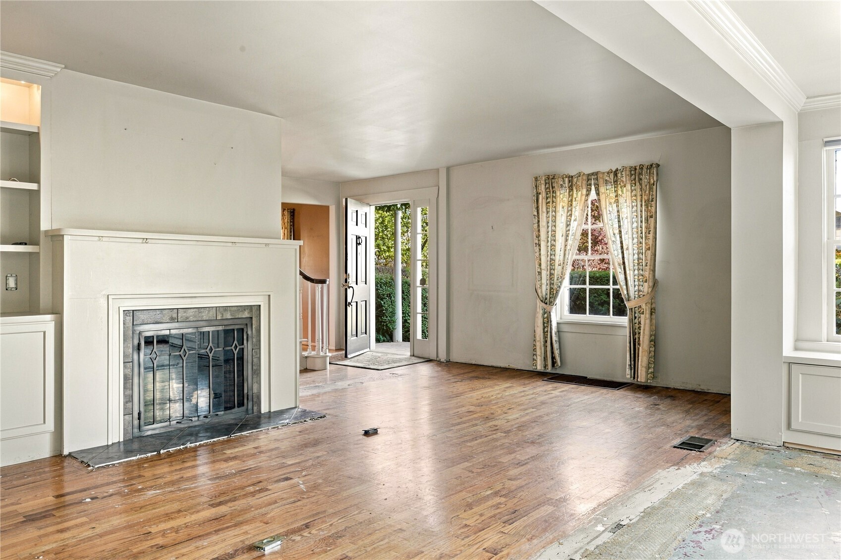 2710 W Yakima Avenue Property Photo 10