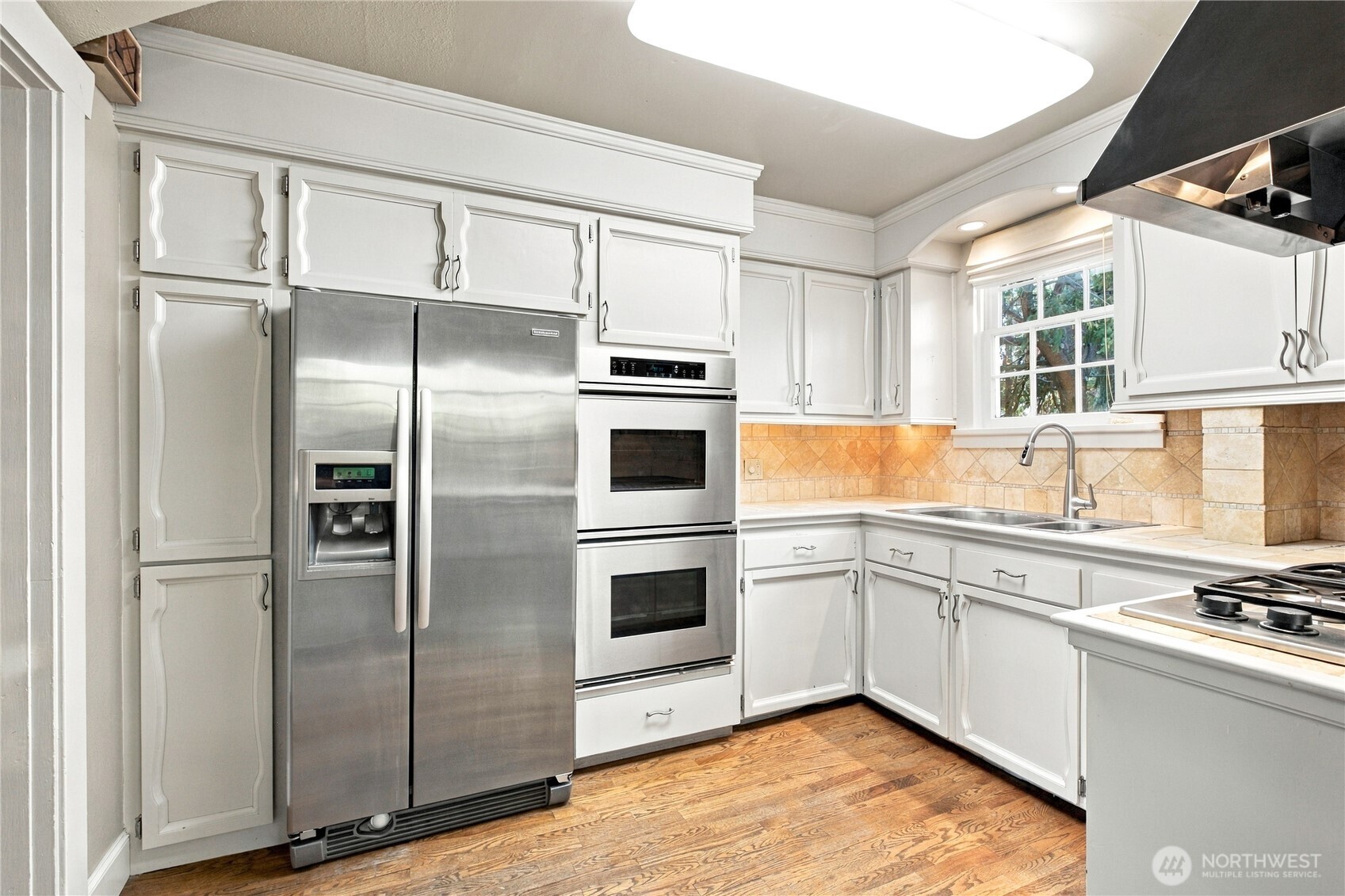 2710 W Yakima Avenue Property Photo 15