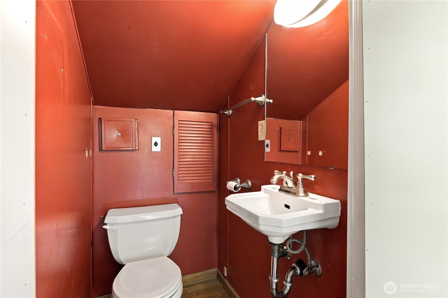 2710 W Yakima Avenue Property Photo 19