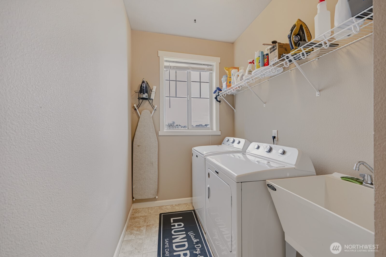 4700 W Hawk Street Property Photo 5