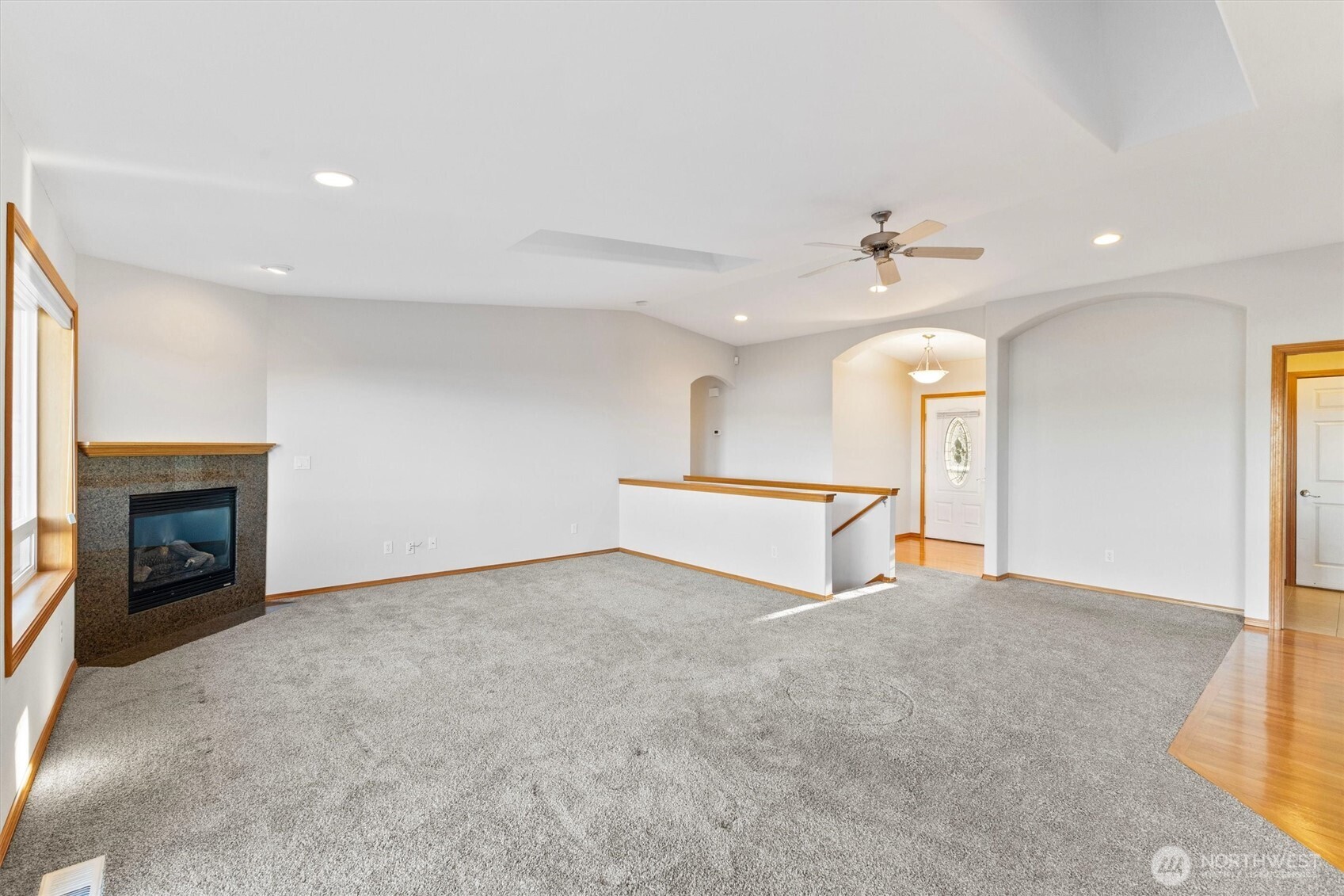 2927 Viewmont Place Property Photo 6