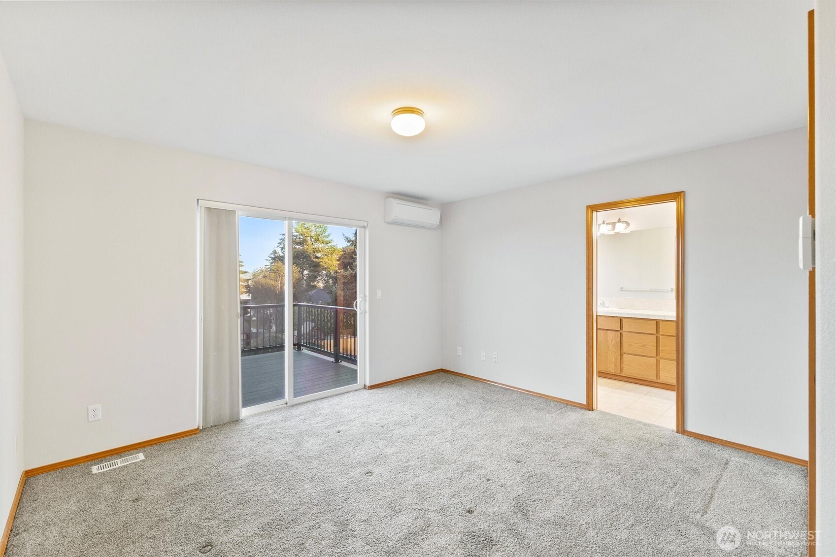 2927 Viewmont Place Property Photo 15