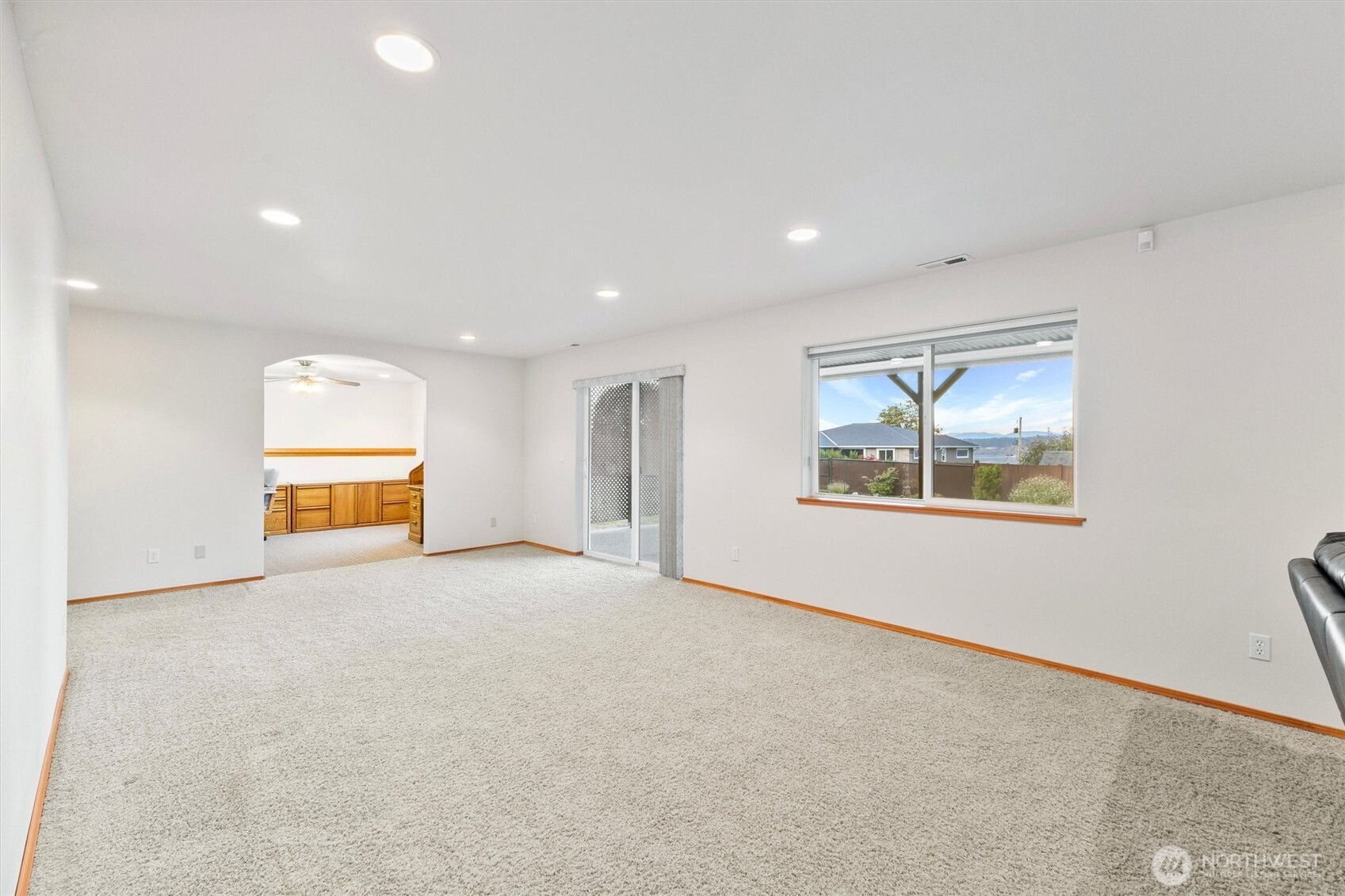 2927 Viewmont Place Property Photo 26