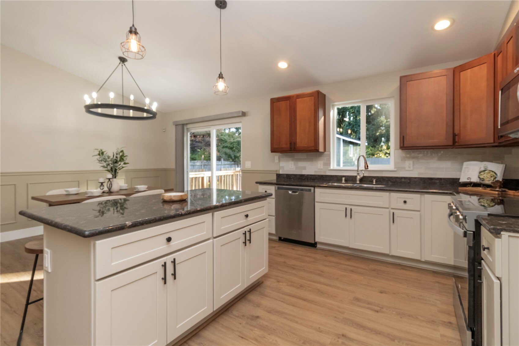 12117 223 Avenue Property Photo 11