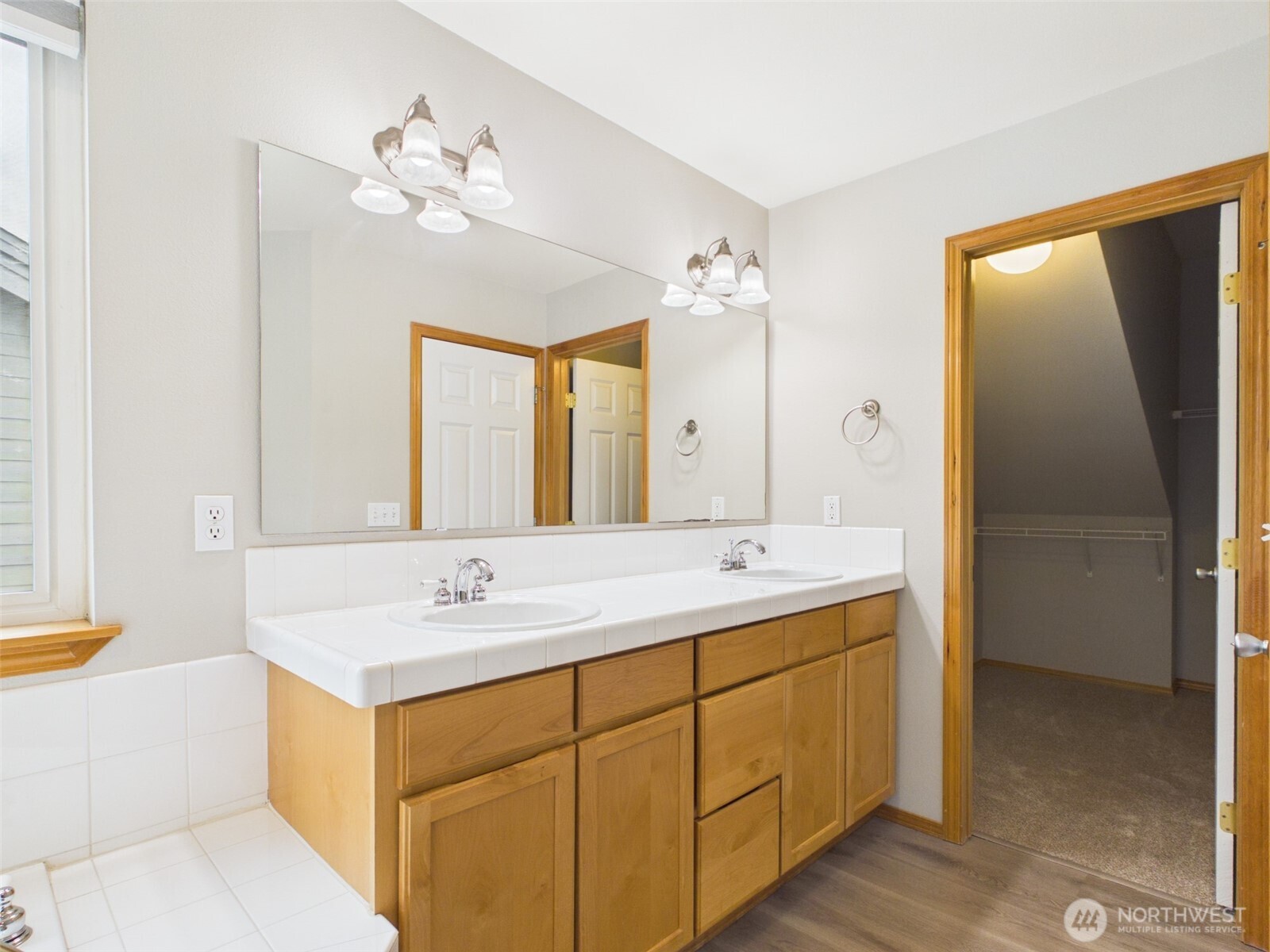 3217 82nd Drive Property Photo 18