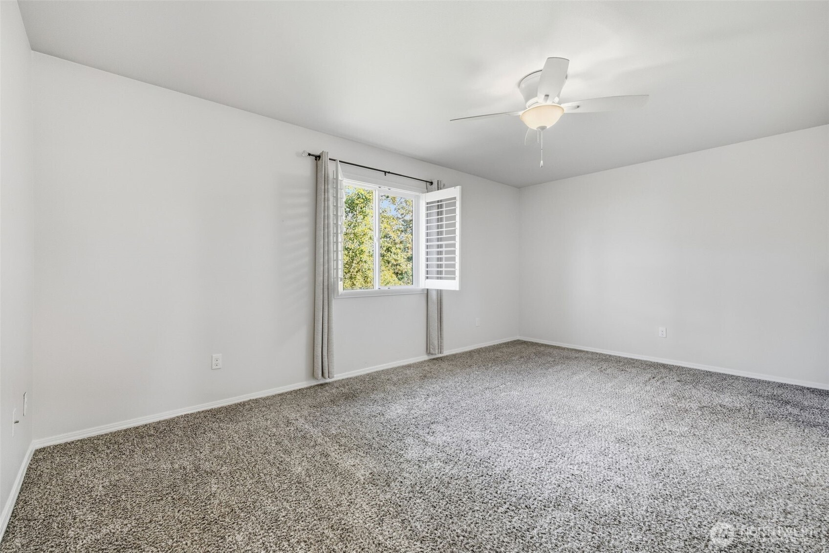 905 Cody Street Property Photo 18