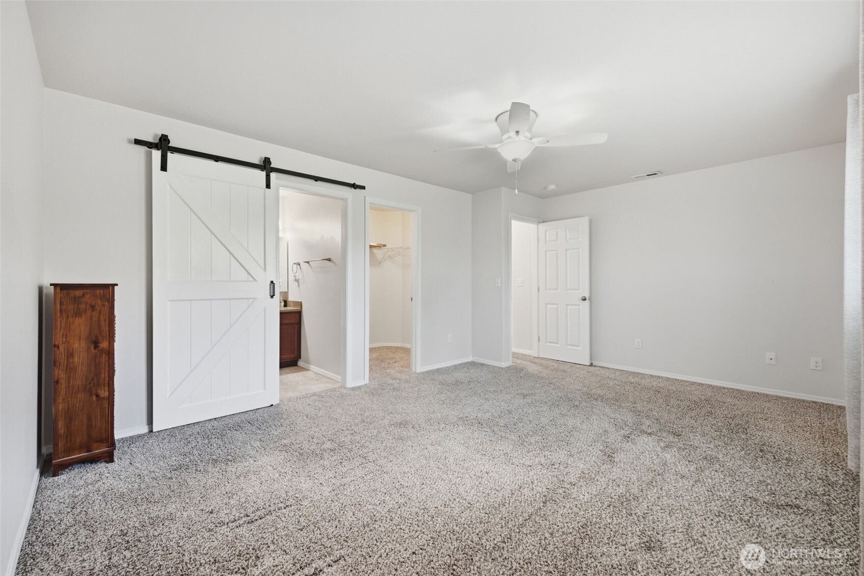 905 Cody Street Property Photo 19