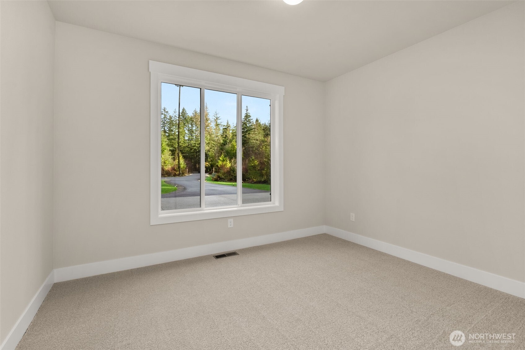7746 Rich Road Property Photo 25