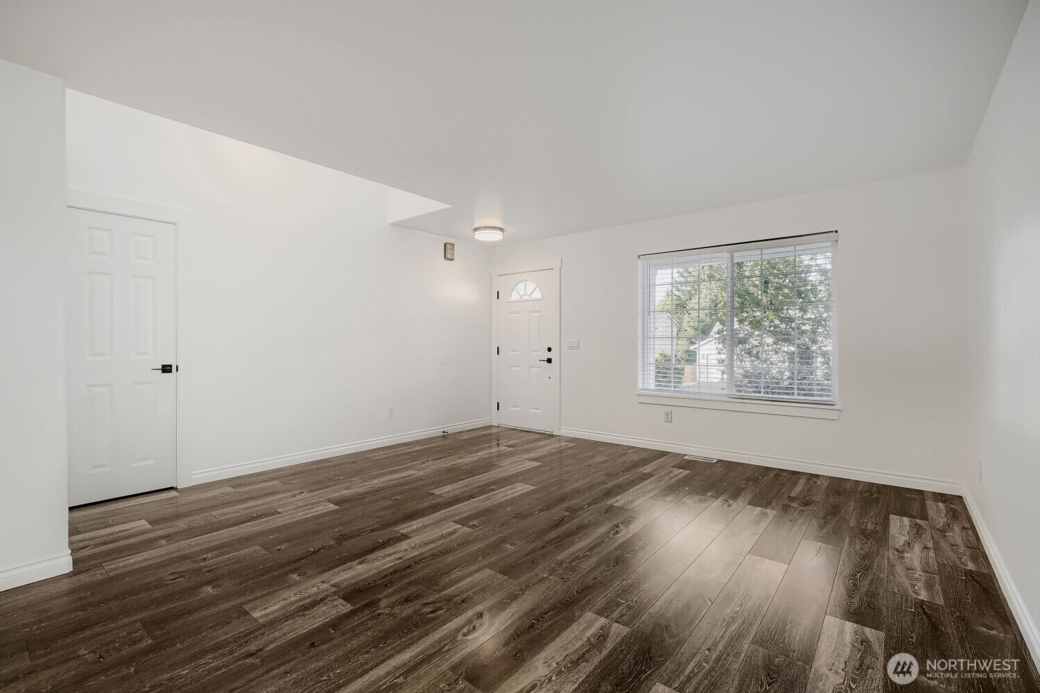 19703 84th Avenue Property Photo 8