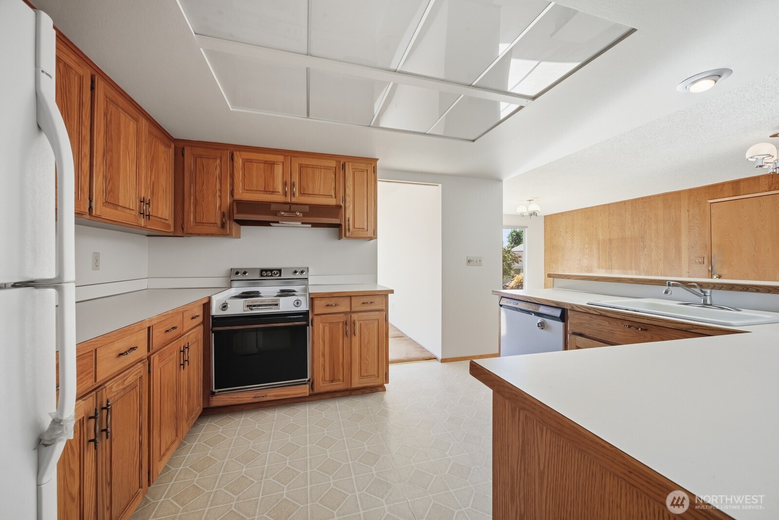 860 170th Place Property Photo 14