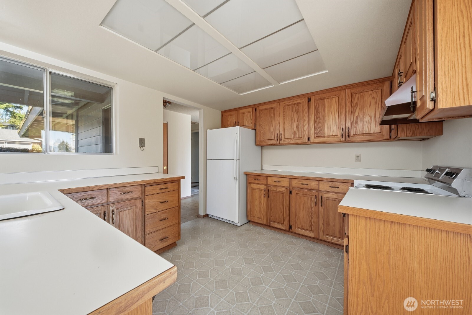 860 170th Place Property Photo 15
