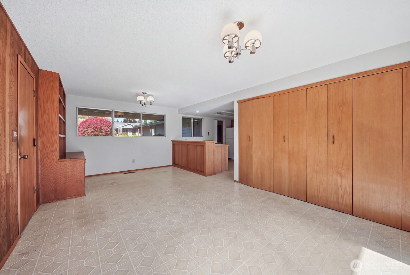 860 170th Place Property Photo 18
