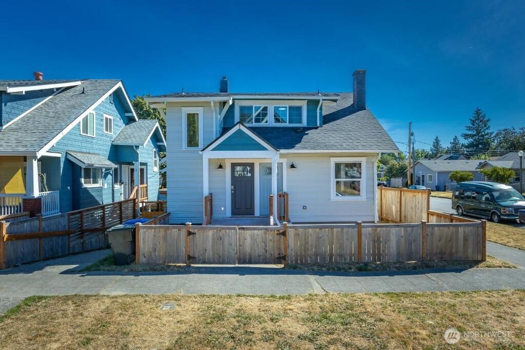 723 S Sheridan Avenue Property Photo 1