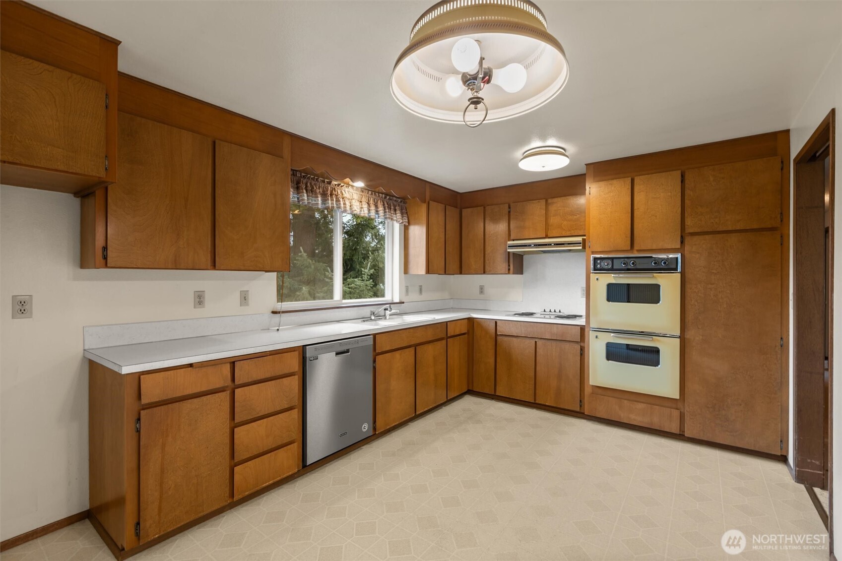 20120 106th Avenue Property Photo 8
