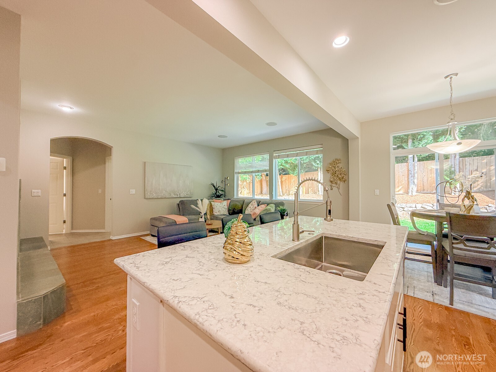 20220 84th Place Property Photo 6