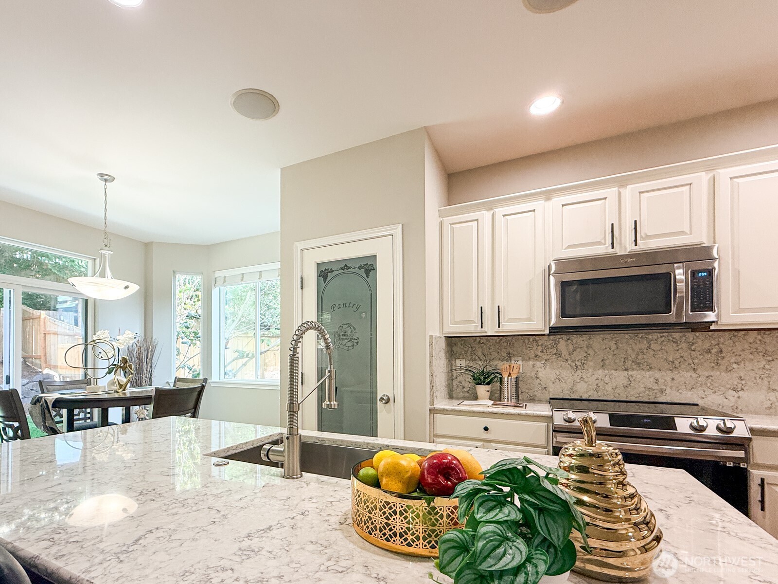 20220 84th Place Property Photo 8