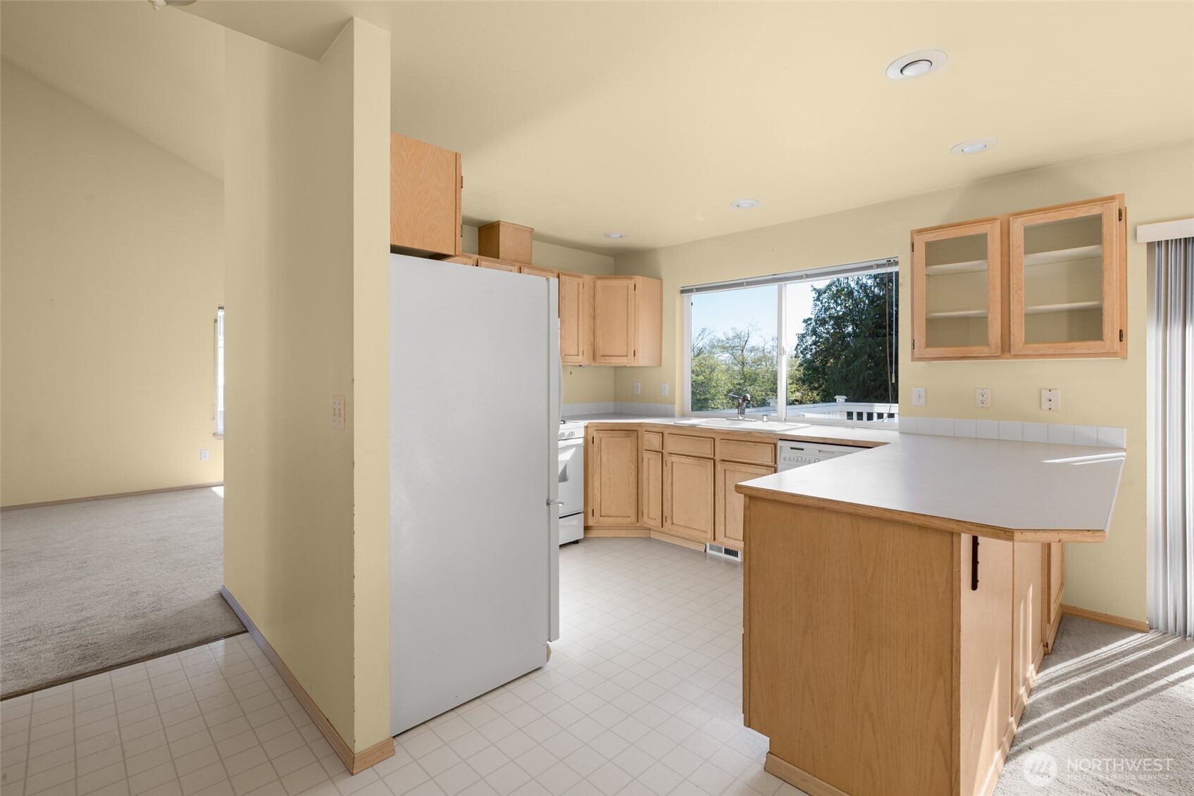 1316 Primrose Way Property Photo 8