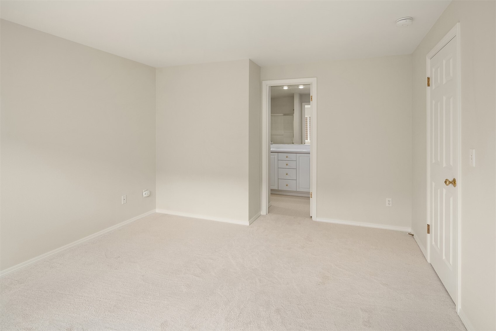 523 Redmond Place Property Photo 22
