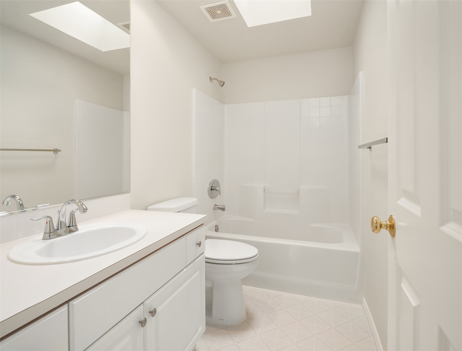 523 Redmond Place Property Photo 27