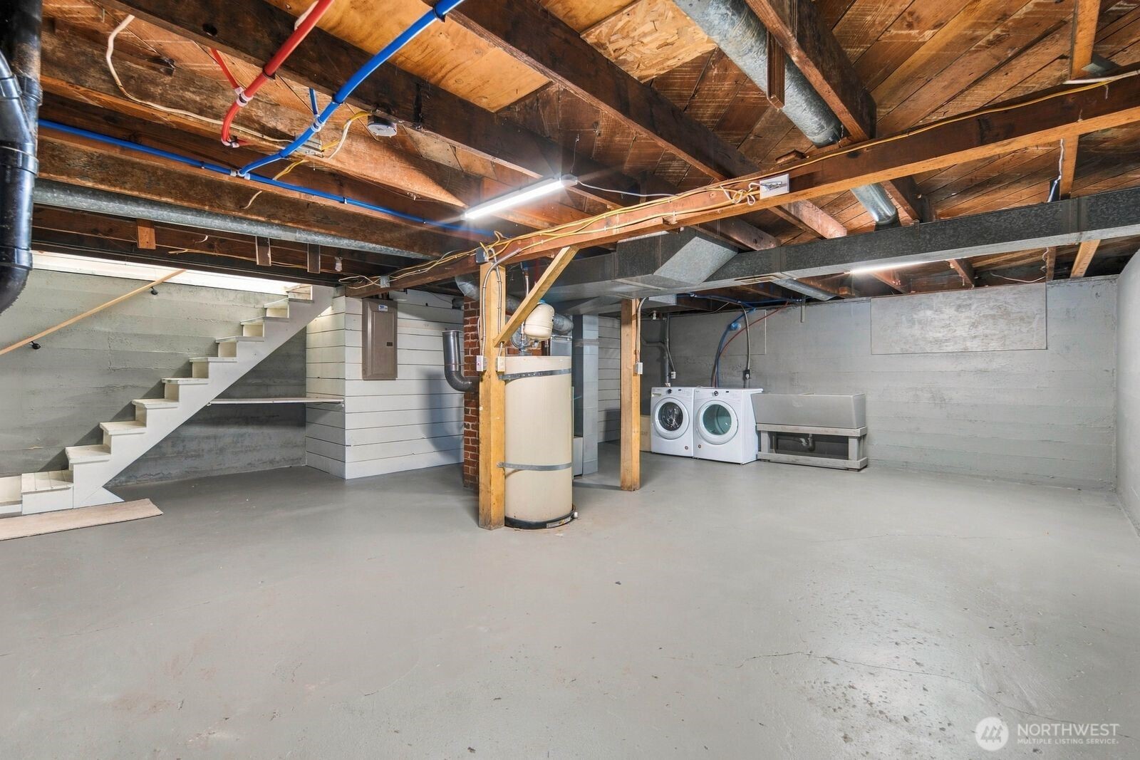 301 S Silver Street Property Photo 33
