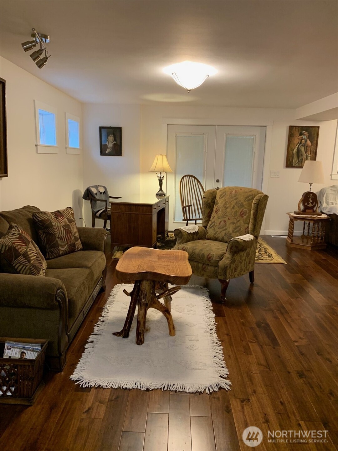 52839 Railroad Avenue Property Photo 8