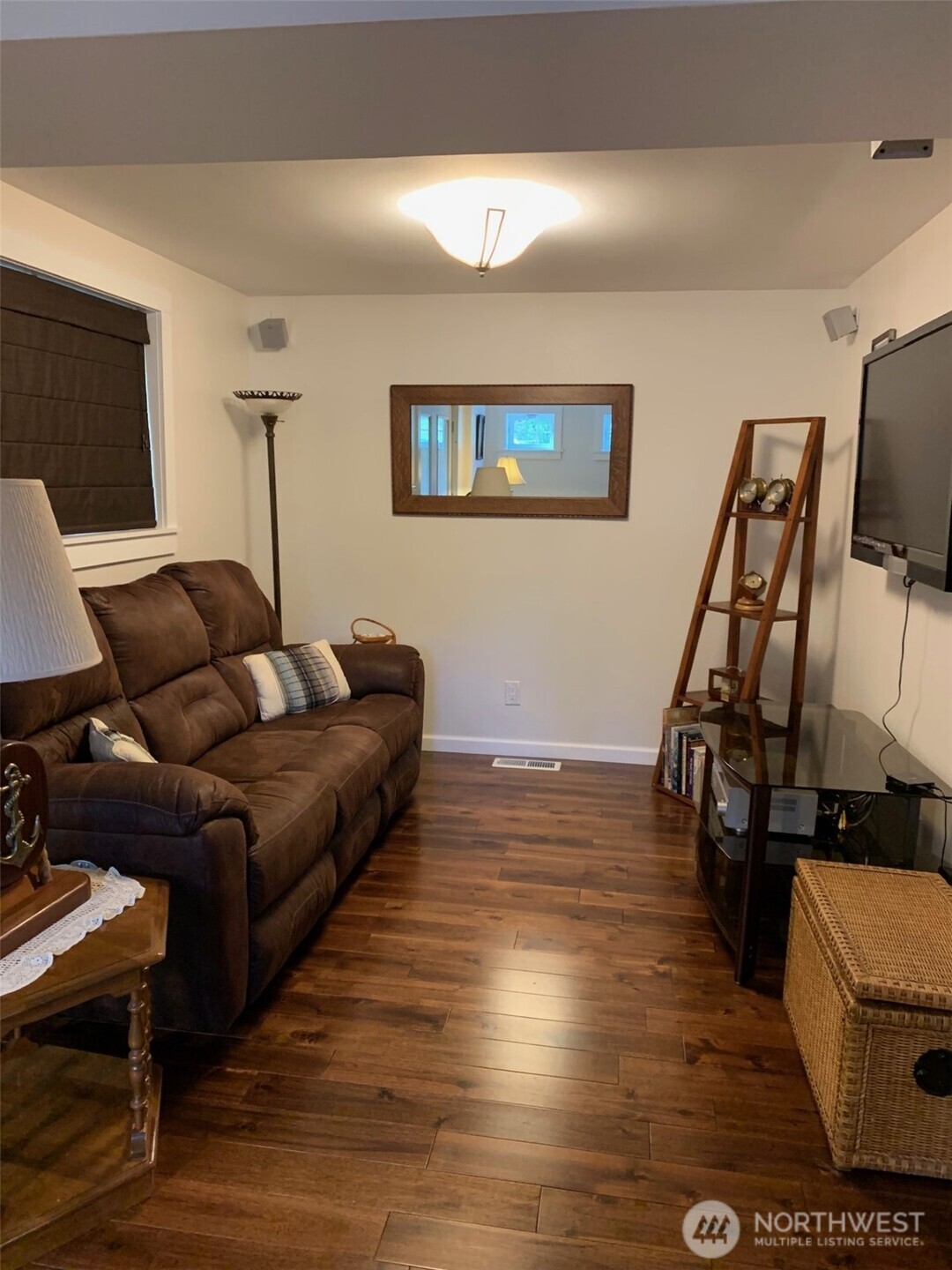 52839 Railroad Avenue Property Photo 10