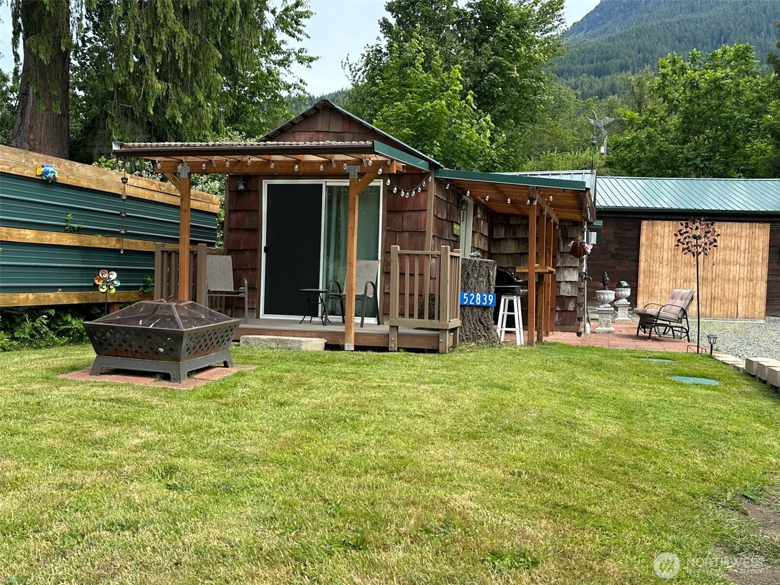 52839 Railroad Avenue Property Photo 29
