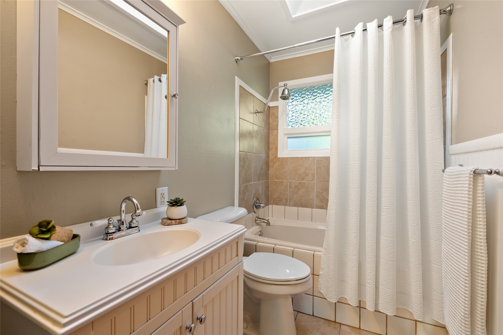 2205 Old Lakeway Drive Property Photo 21