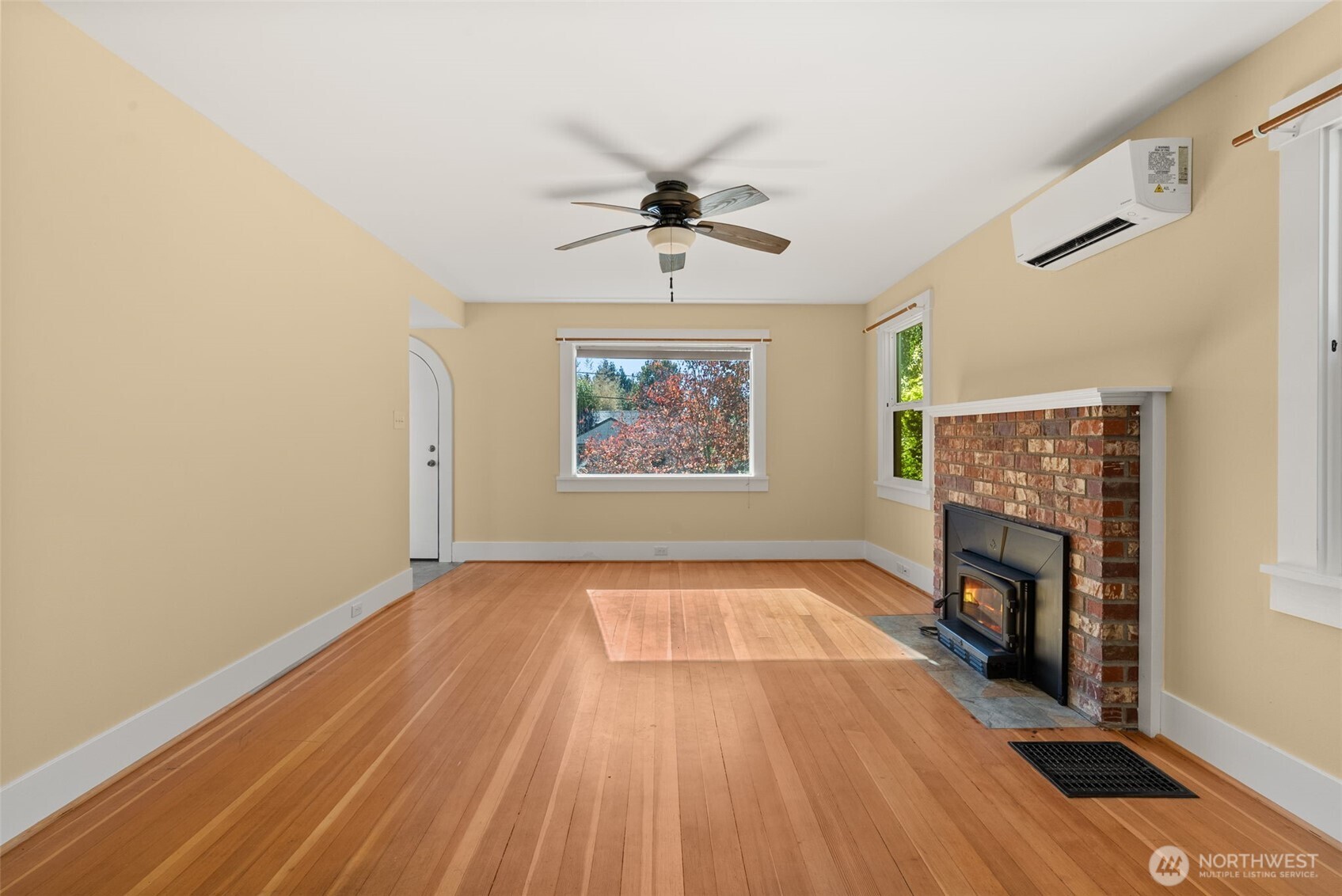 1318 7th Avenue Property Photo 4