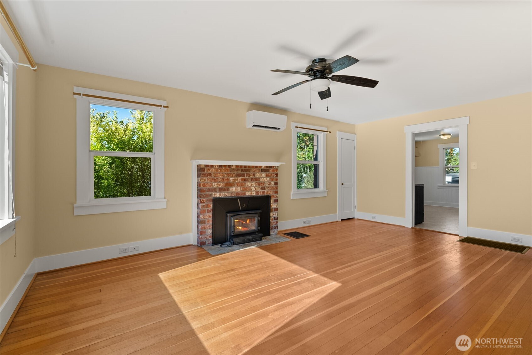 1318 7th Avenue Property Photo 5