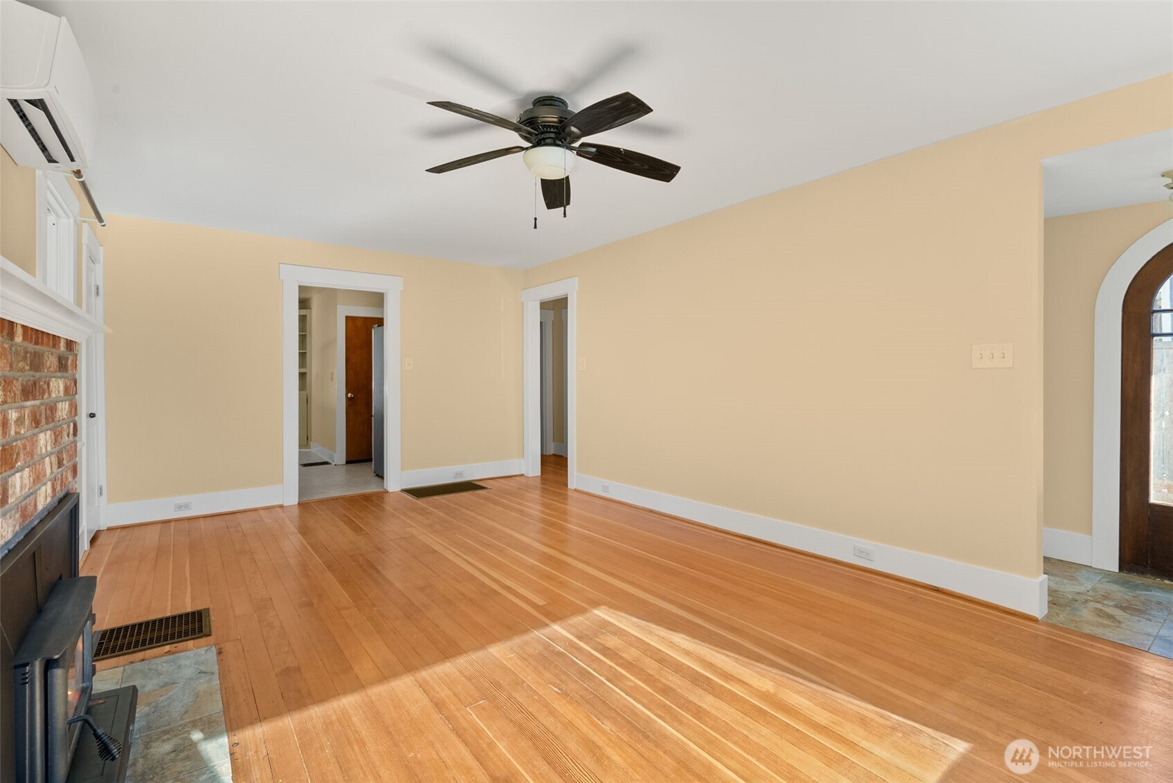 1318 7th Avenue Property Photo 6
