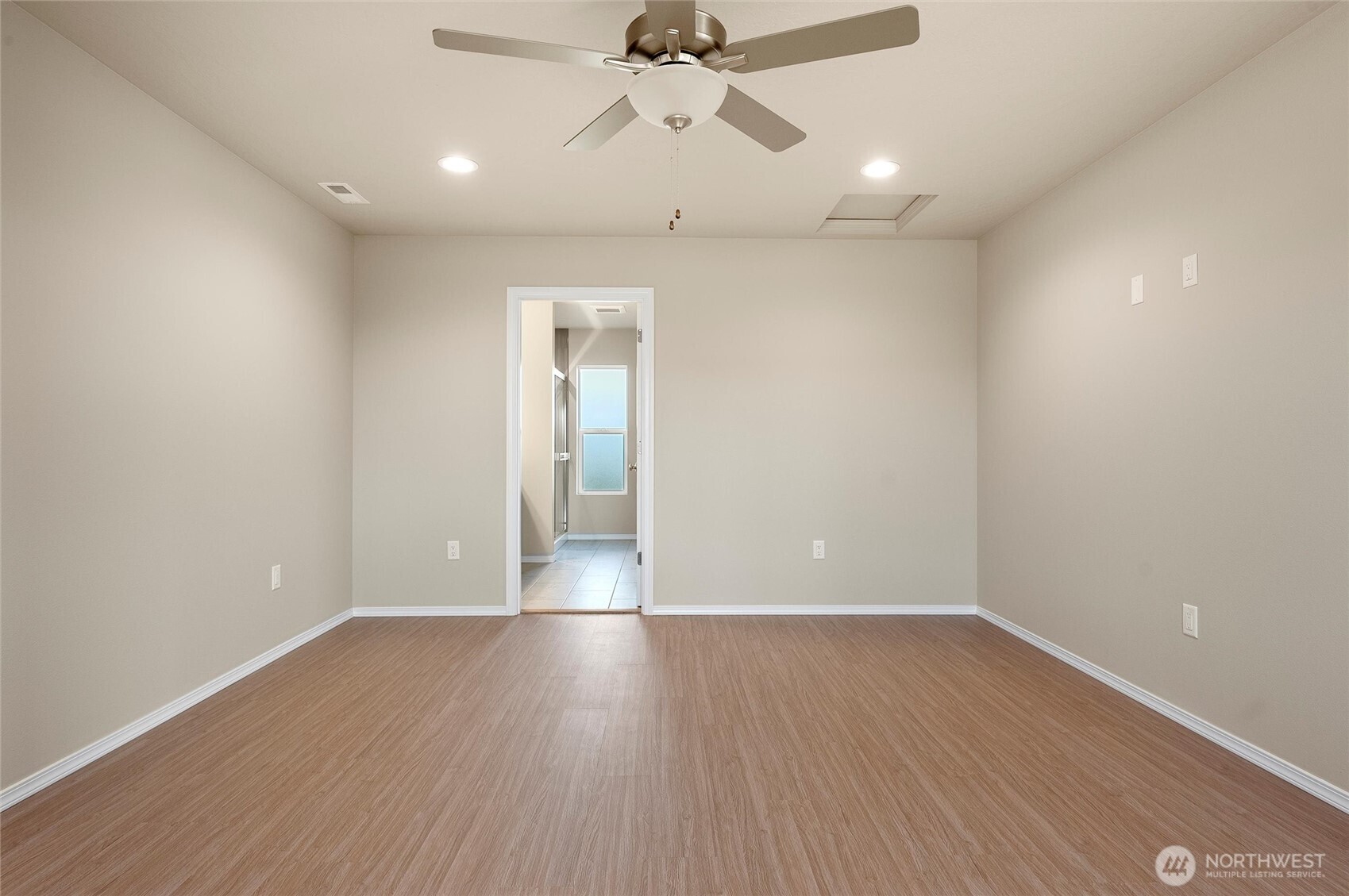 219 Poplar Street Property Photo 11