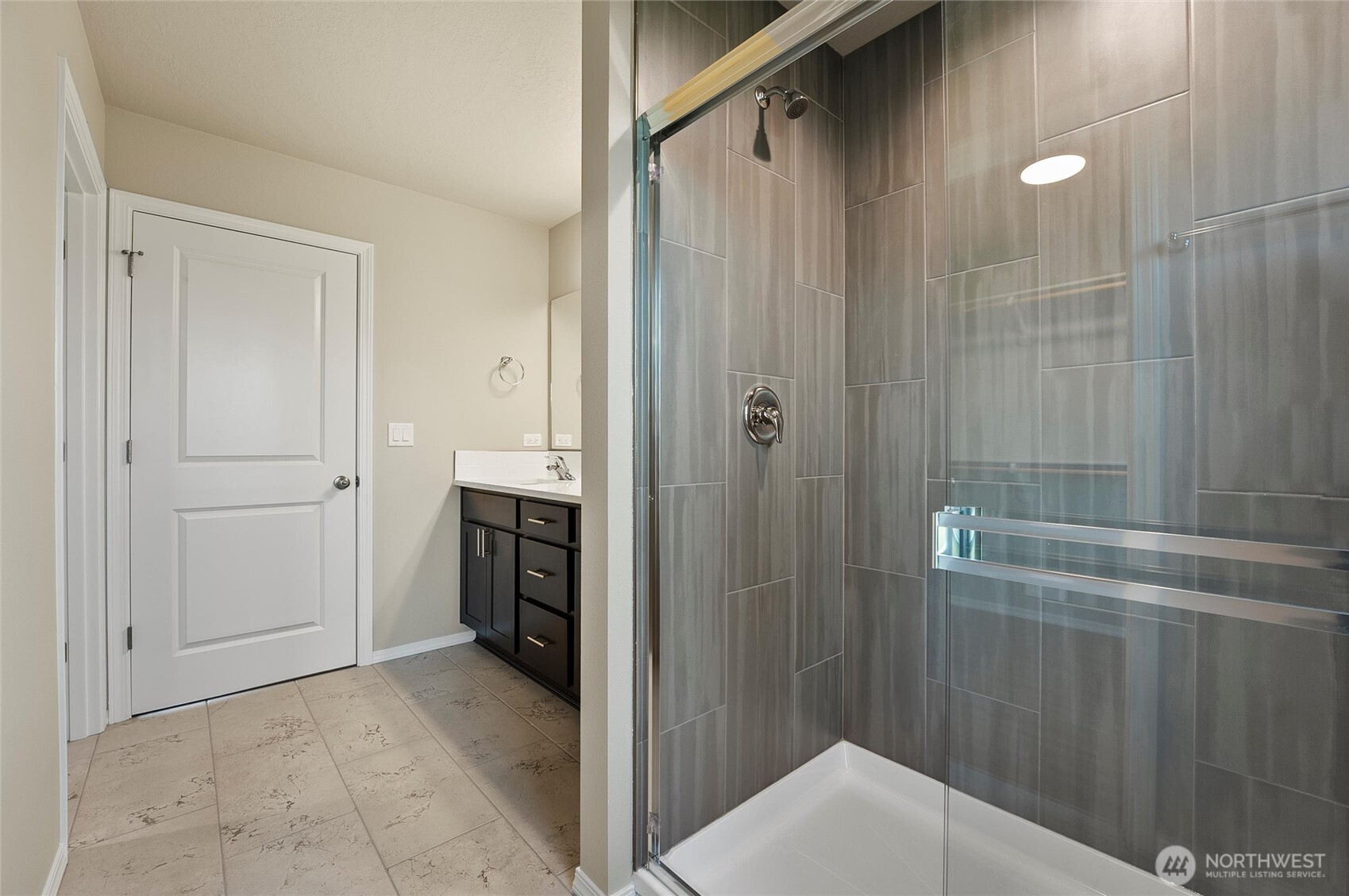 219 Poplar Street Property Photo 14