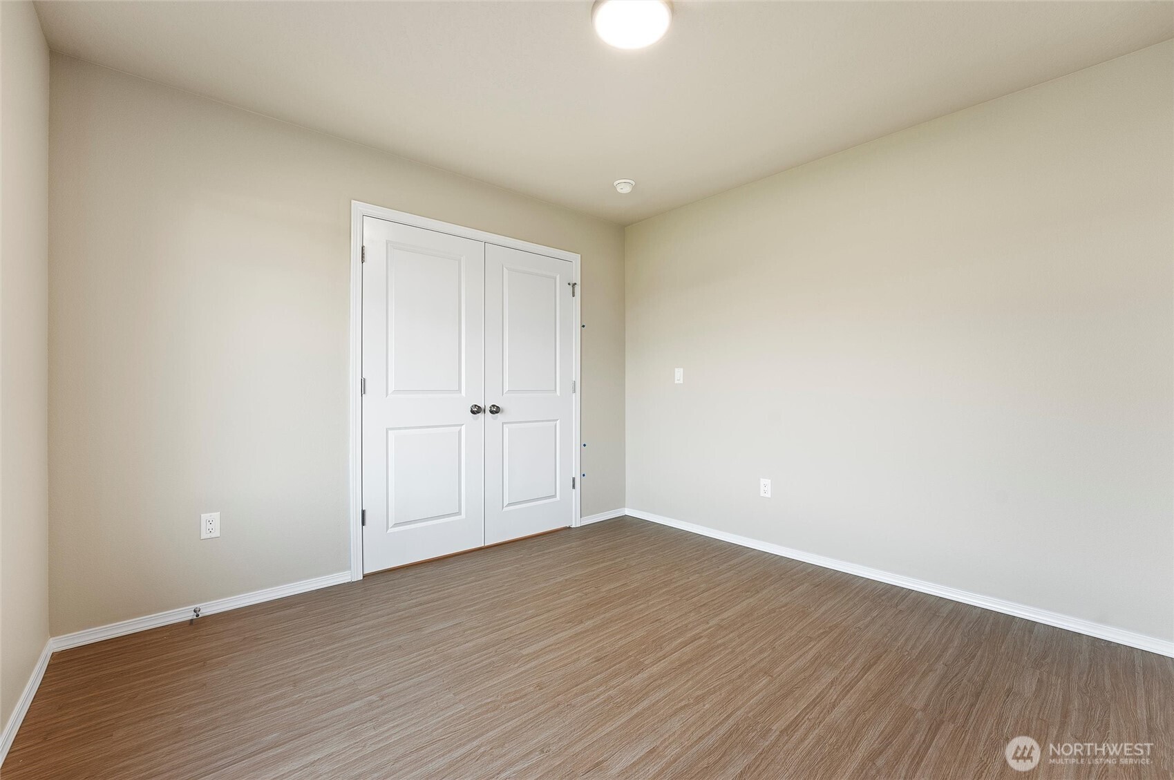 219 Poplar Street Property Photo 20